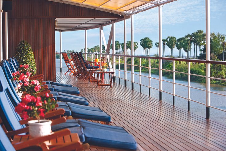 Uniworld Gallery of Traveler