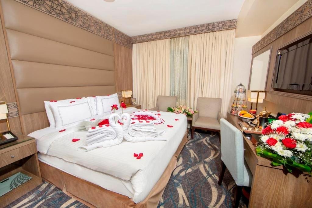 Hotel Feature