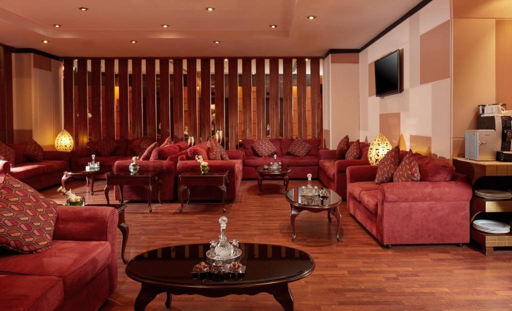 Hotel Feature
