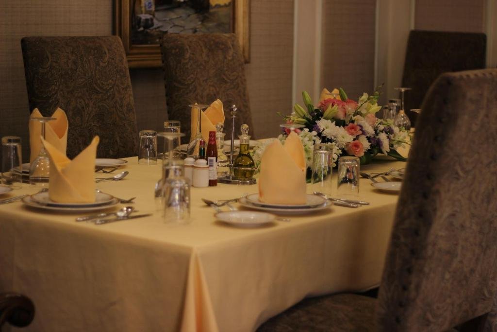 Hotel Feature