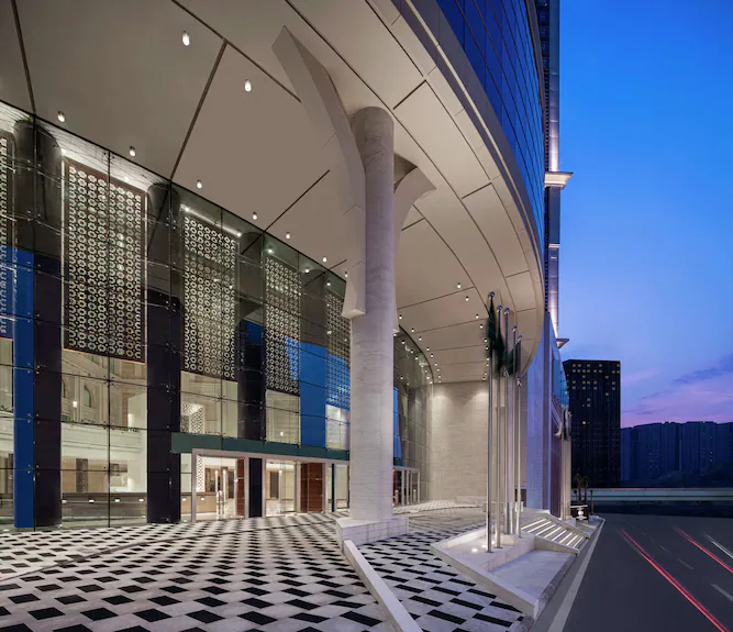 Hotel Feature