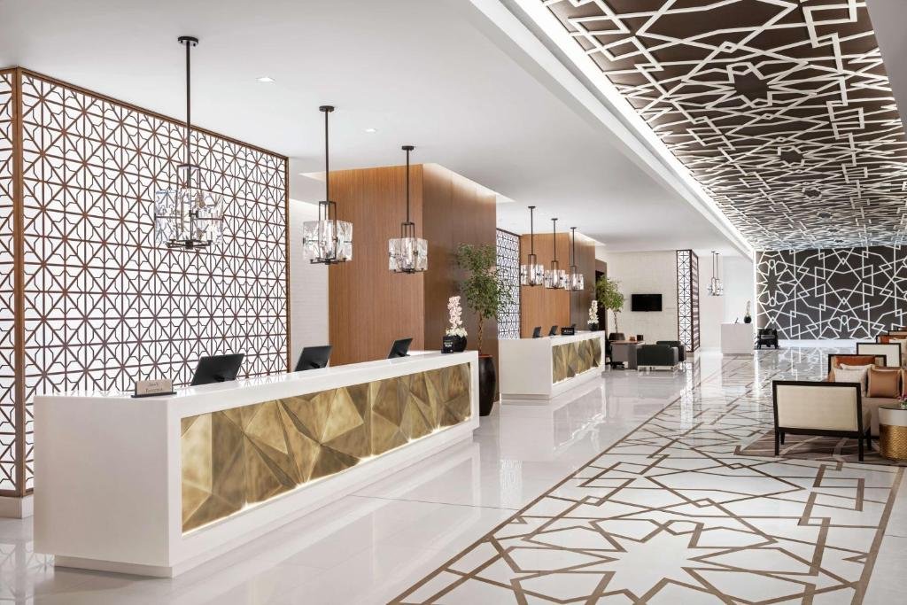 Hotel Feature