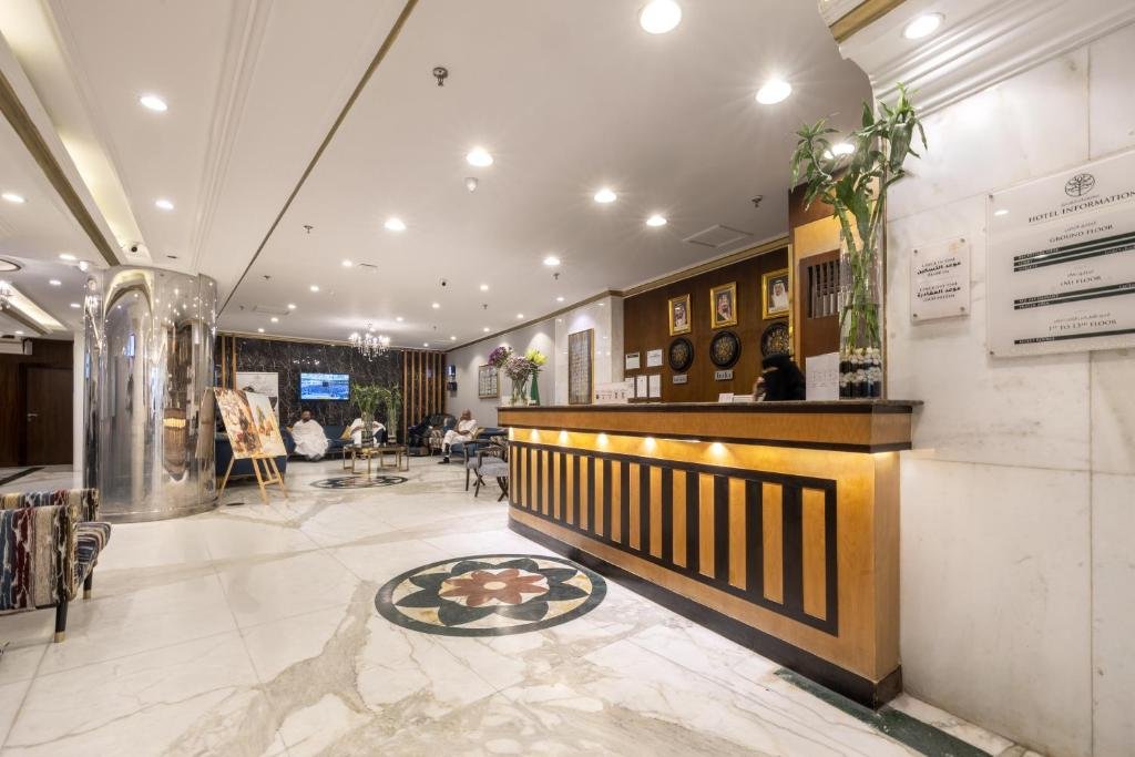 Hotel Feature
