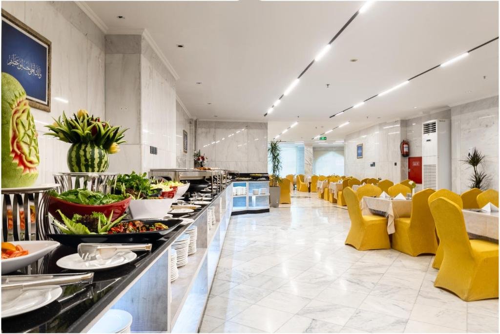Hotel Feature