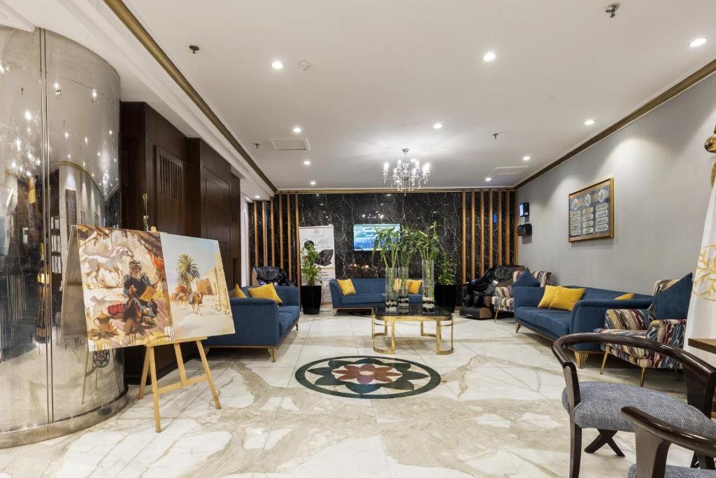 Hotel Feature
