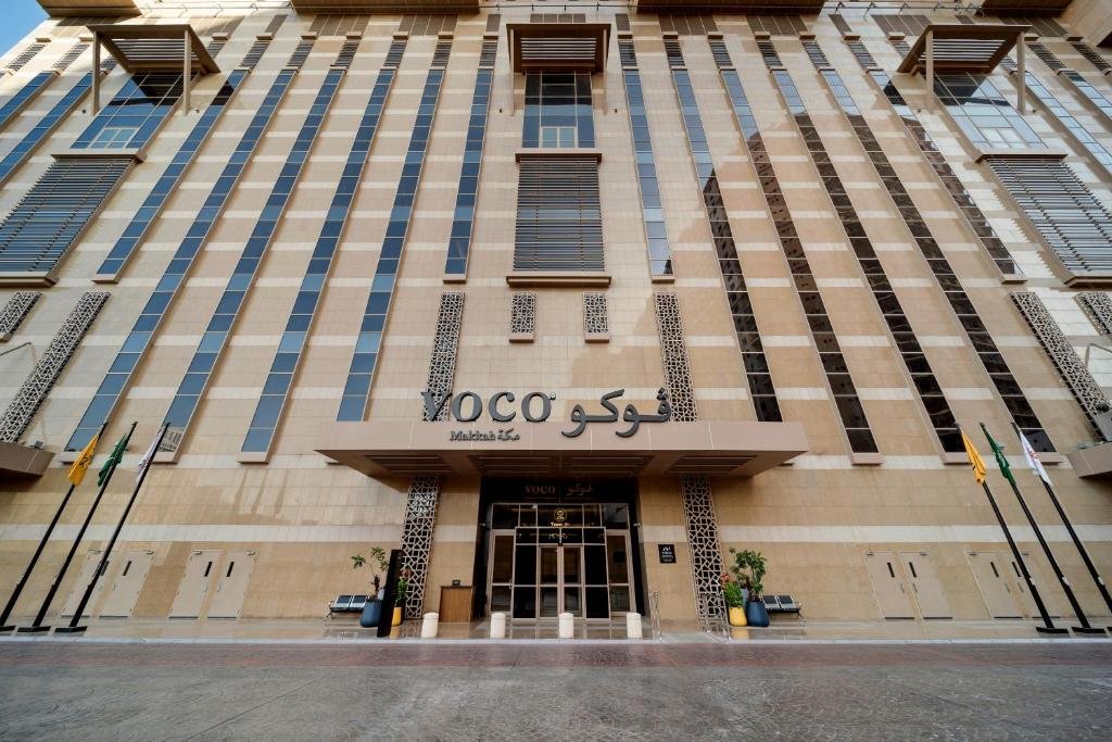 Hotel Feature