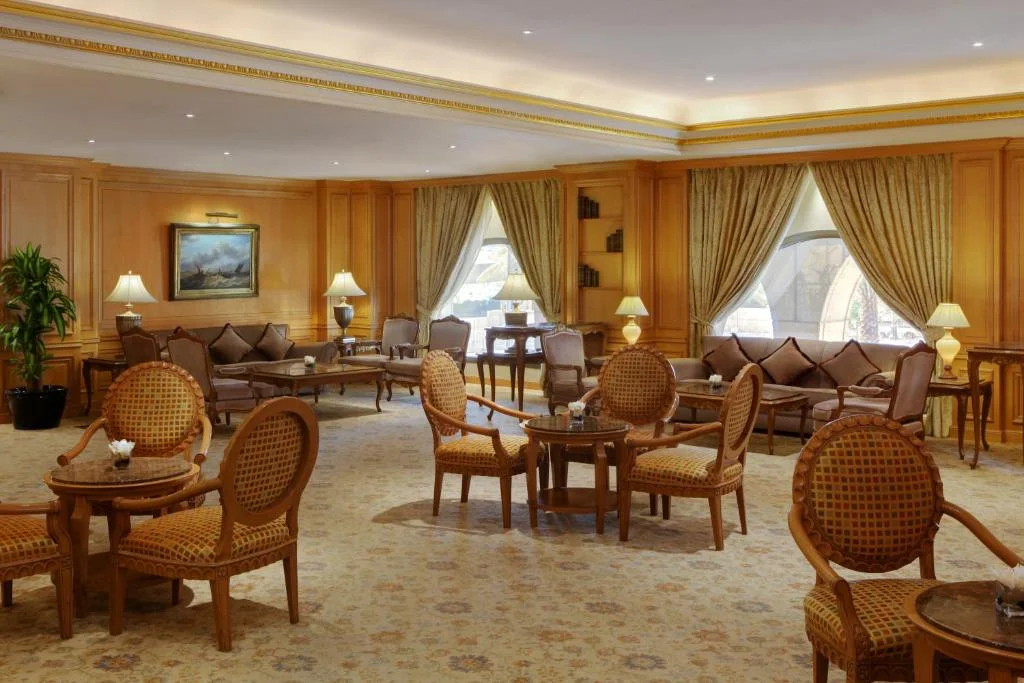 Hotel Feature