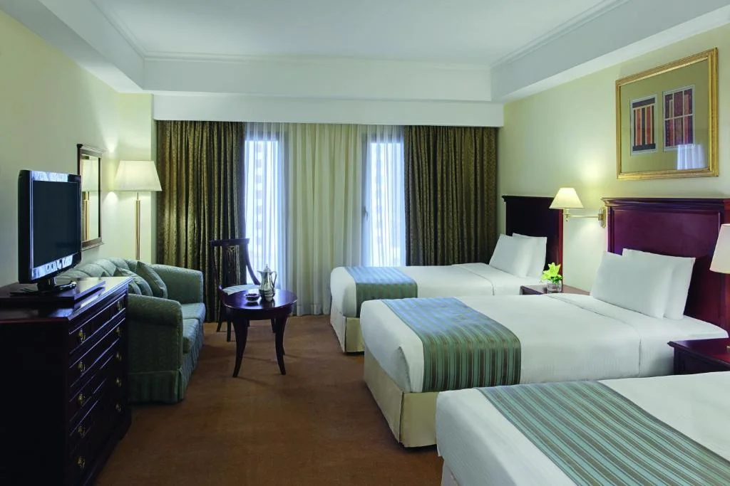 Hotel Feature