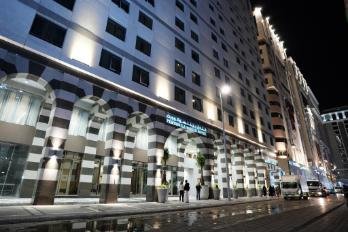 Hotel Feature