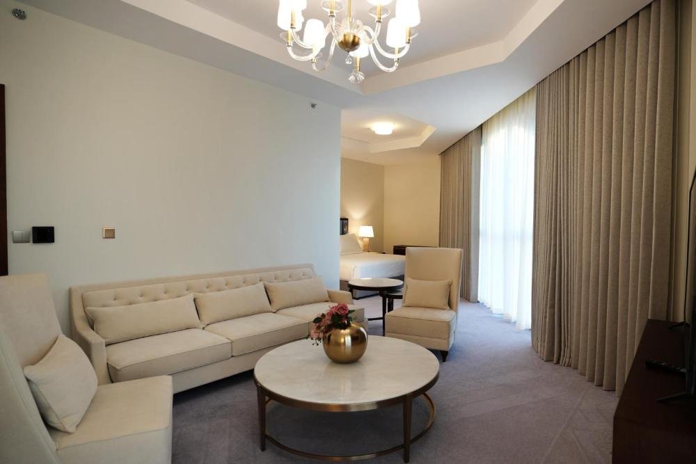 Hotel Feature