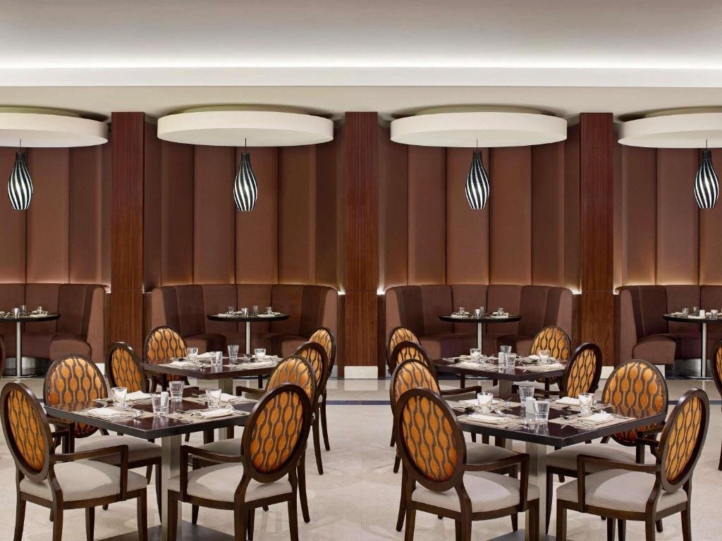 Hotel Feature