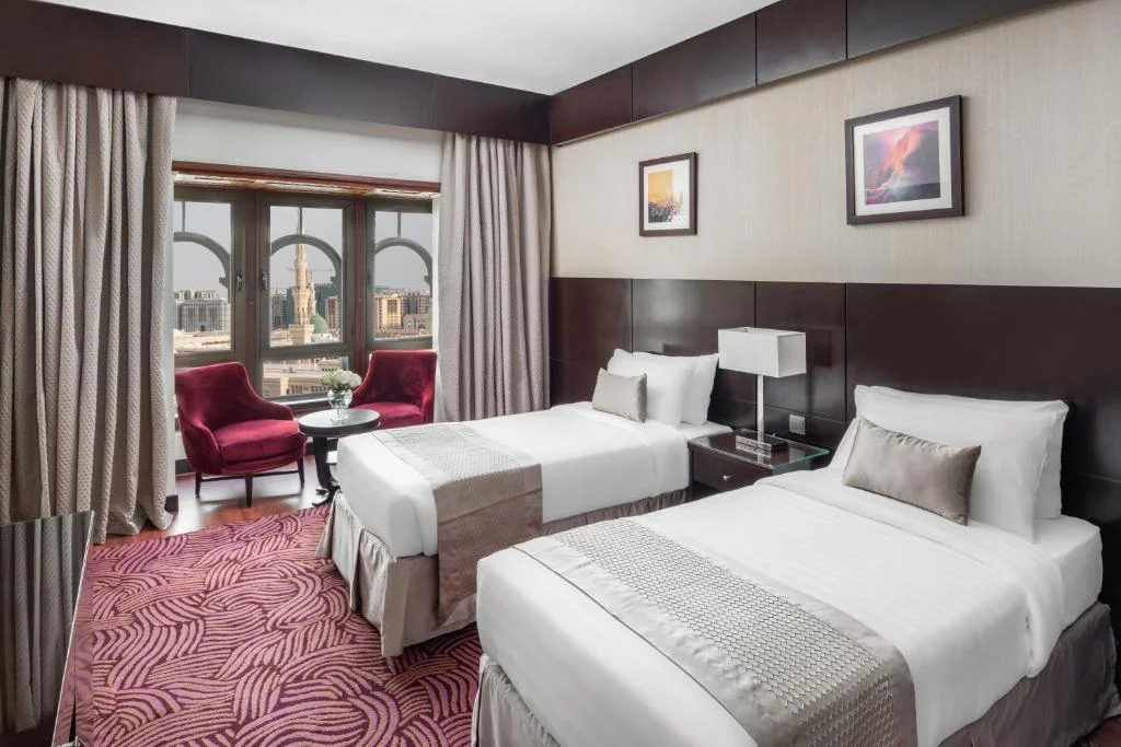 Hotel Feature