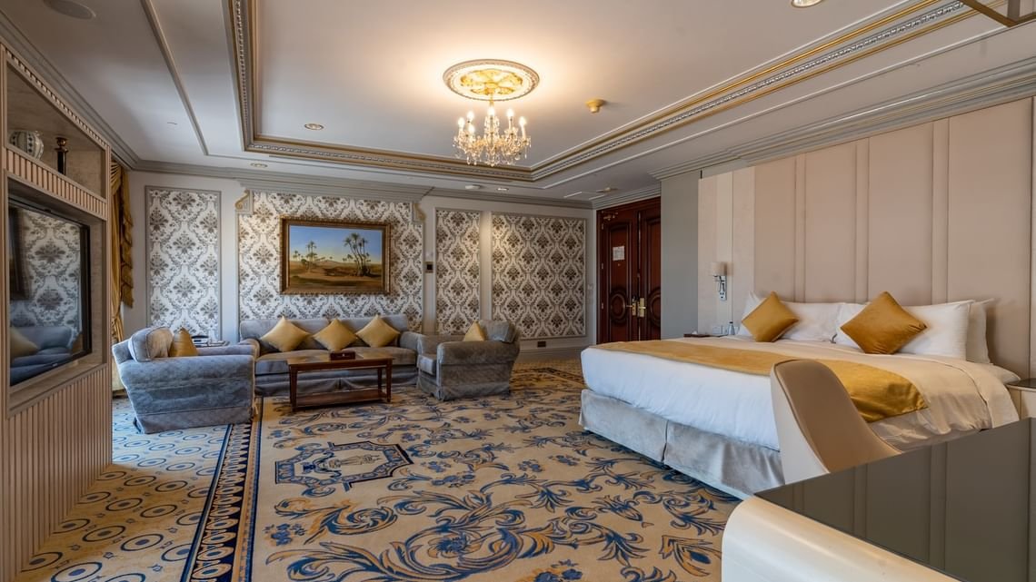 Royal Al Qasr Suite