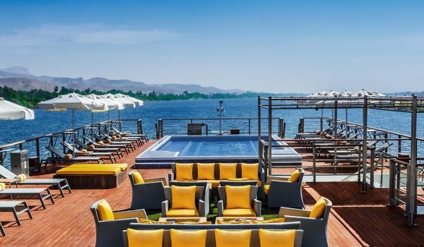 Uniworld Give You a Chance to Escape with China Group Tour Packages